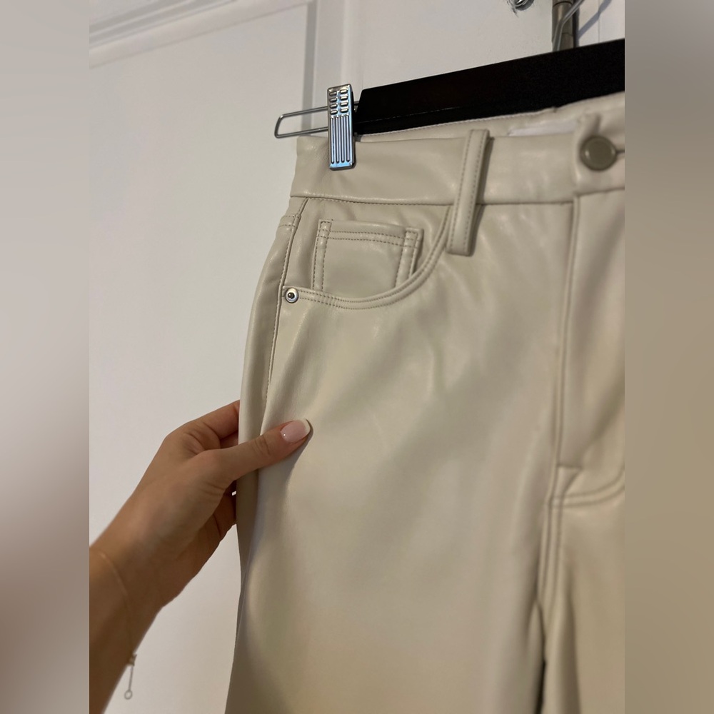 Good American Better Than Leather Pants in Off White - Picture 6 of 8